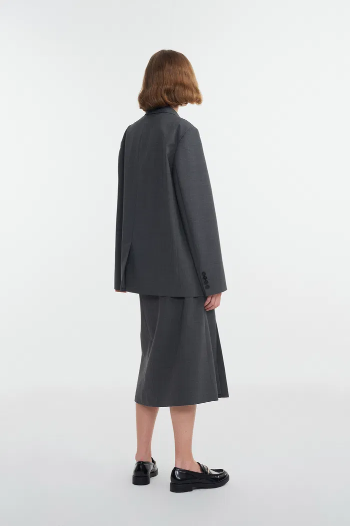 Cosmo Contrast Lined Blazer in Wool Blend - Image 4