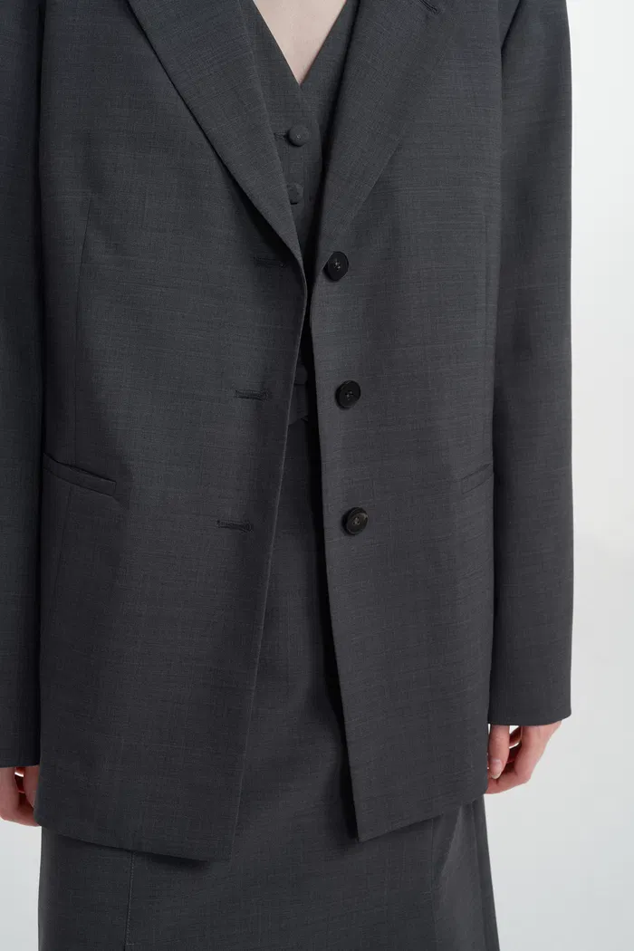 Cosmo Contrast Lined Blazer in Wool Blend - Image 6