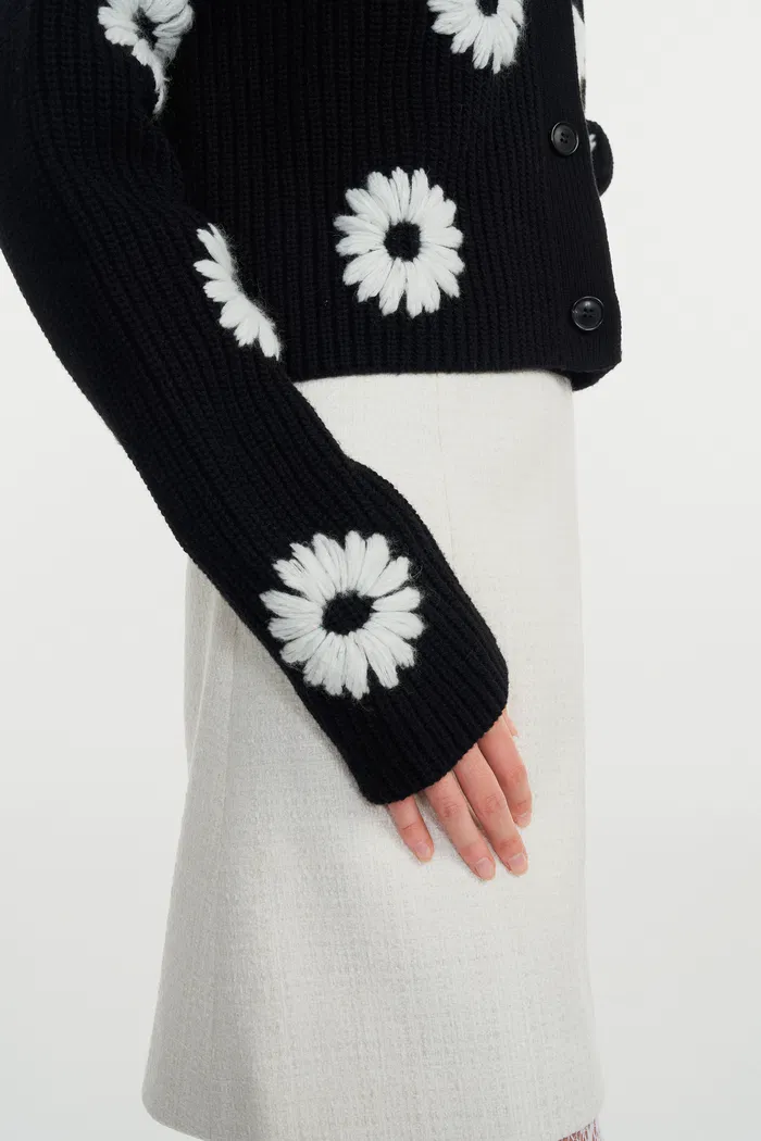Daisy Embroidered Cardigan in Merino Wool Blend - Image 8