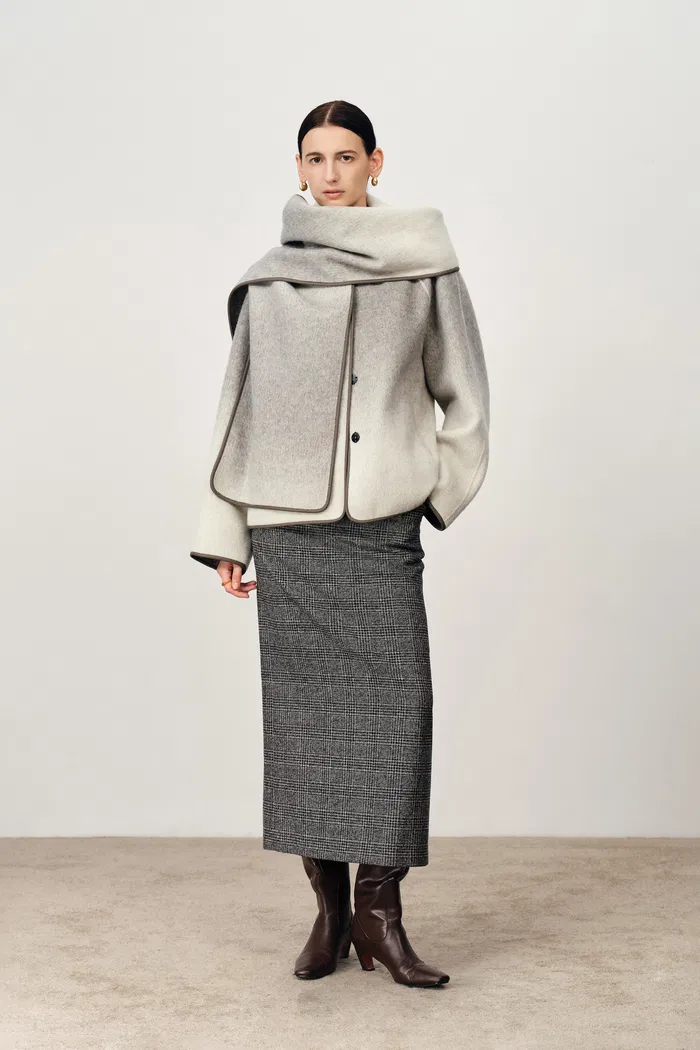 Dara Gradient Scarf Style Wool Peacoat in Wool-Silk-Rabbit Hair Blend - Image 3