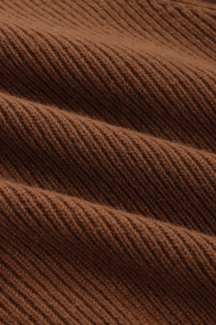 Demi Collared Cardigan in Merino Wool-Cashmere - Image 9