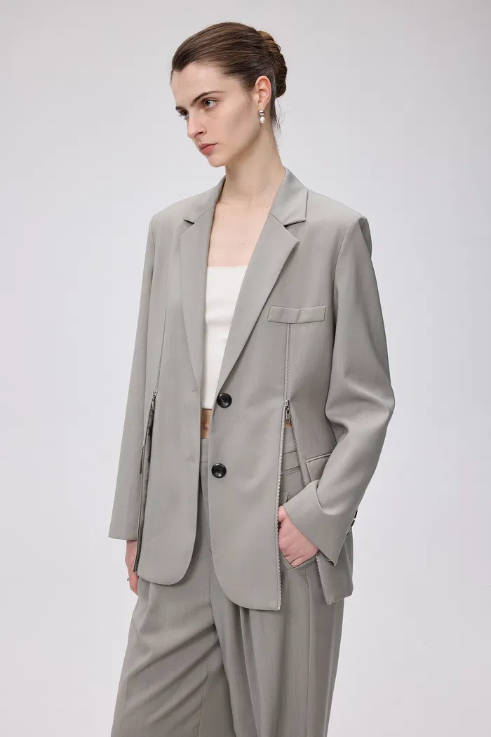 Dniester Duo Front Zip Oversized Blazer in Worsted Wool Blend - Image 2
