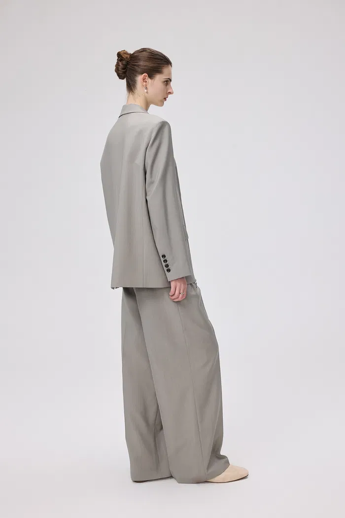 Dniester Duo Front Zip Oversized Blazer in Worsted Wool Blend - Image 4
