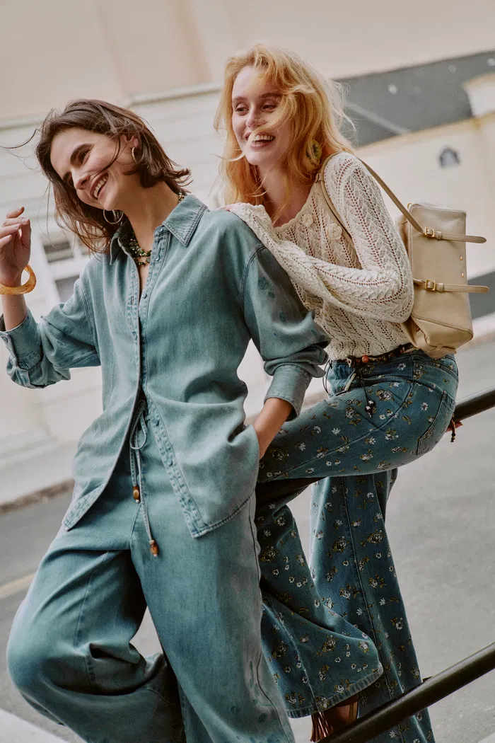 Dorel Floral Print Straight Leg Jeans in Linen Blend Denim - Image 3