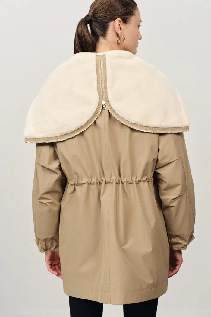 Doris Detachable Quilted Lining Fur Collar Parka in Lightweight Blend - Image 6