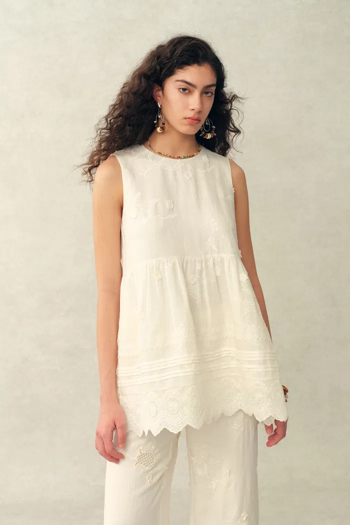 Doris Lily-of-the-Valley Lace Sleeveless Top in Silk Linen Blend - Image 2