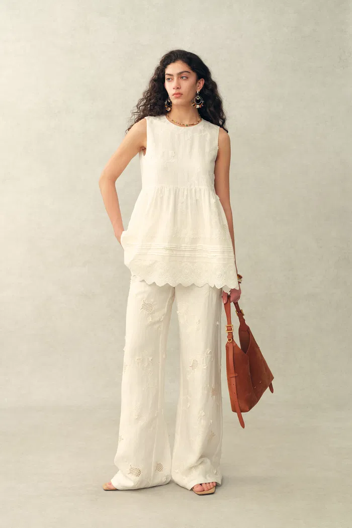 Doris Lily-of-the-Valley Lace Sleeveless Top in Silk Linen Blend - Image 3
