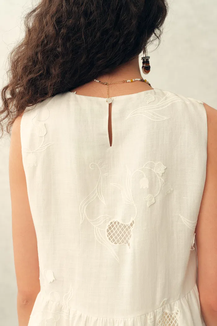 Doris Lily-of-the-Valley Lace Sleeveless Top in Silk Linen Blend - Image 6