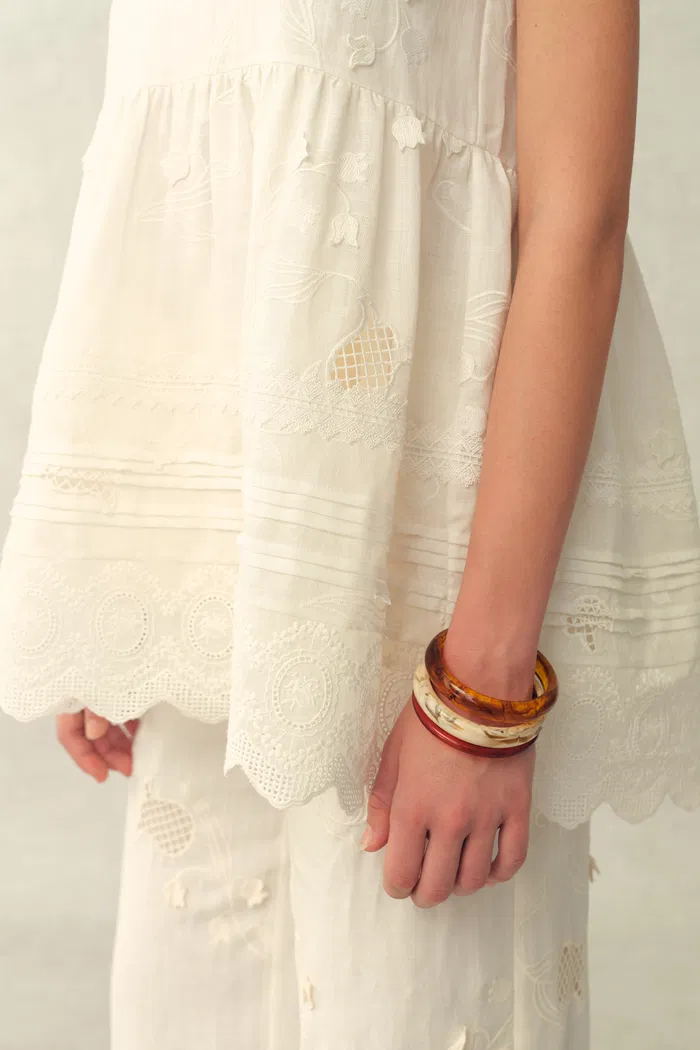 Doris Lily-of-the-Valley Lace Sleeveless Top in Silk Linen Blend - Image 7