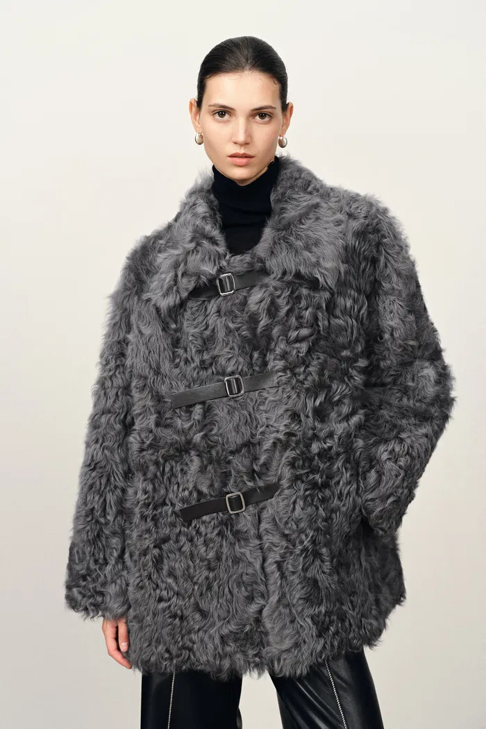Dorval Tuscan Shearling Button Fur Coat in Sheep Fur - Image 4