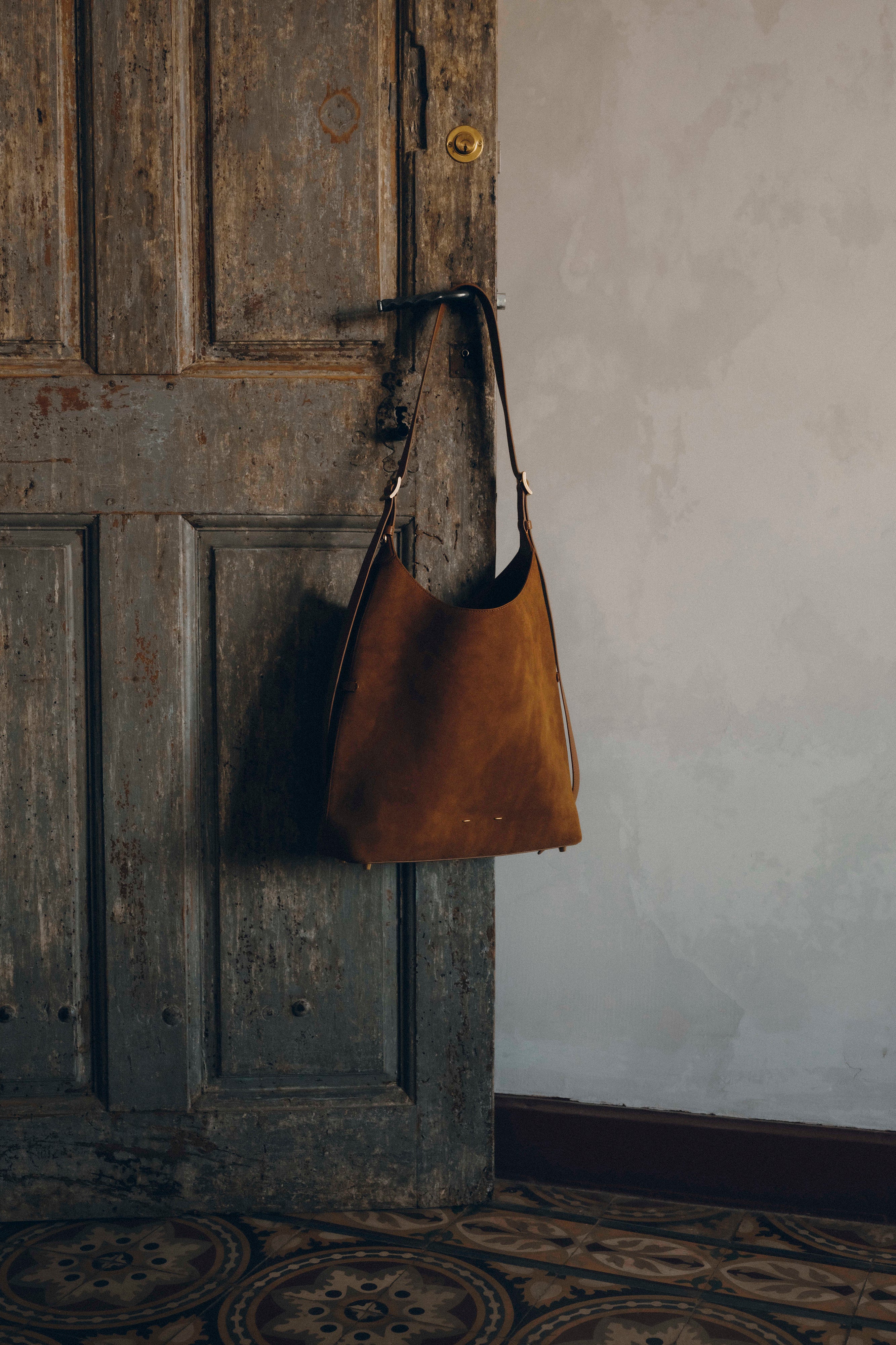 Duomo Medium Hobo Bag in Suede - Image 10