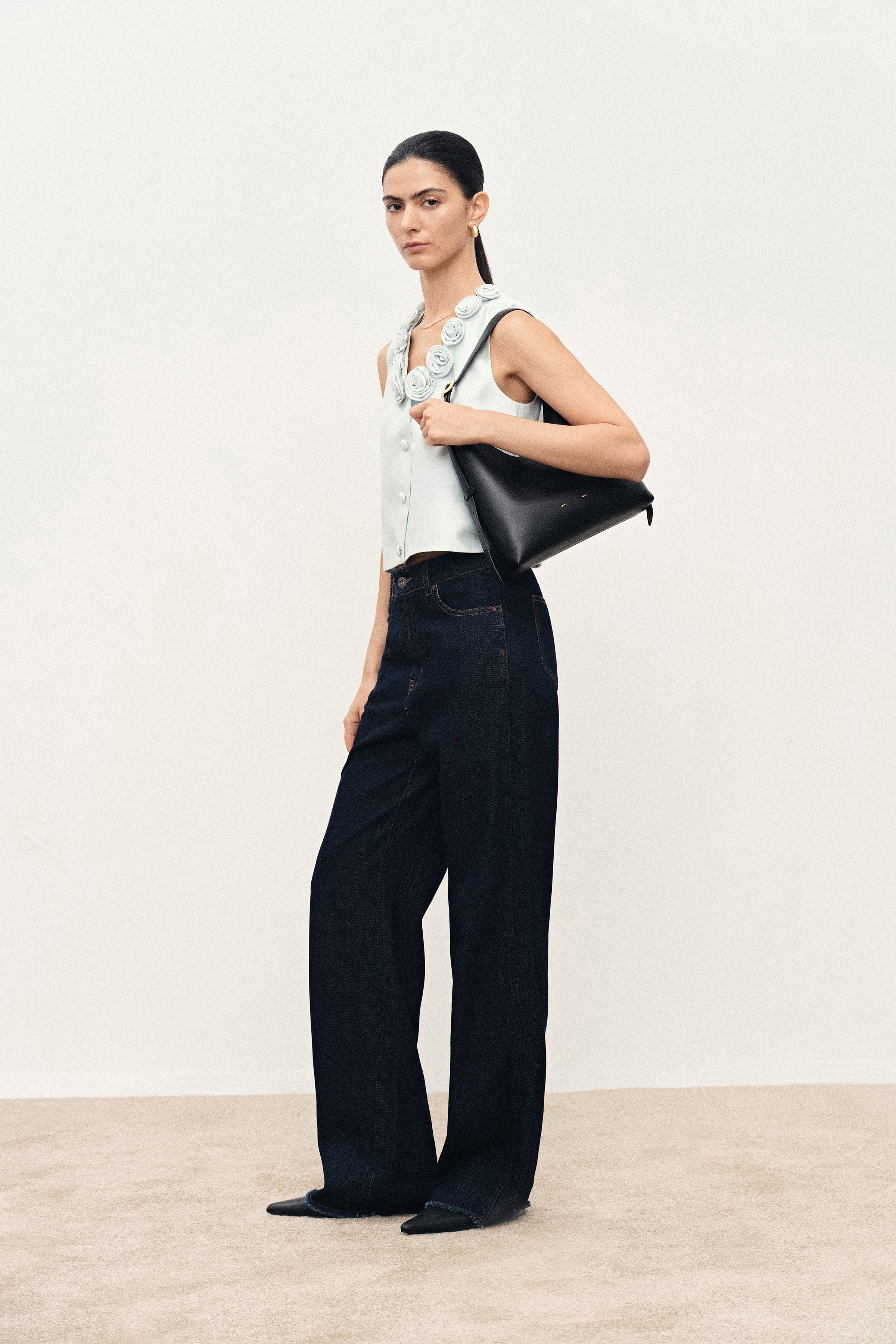 Duomo Small Hobo Bag in Nappa Leather - Image 7