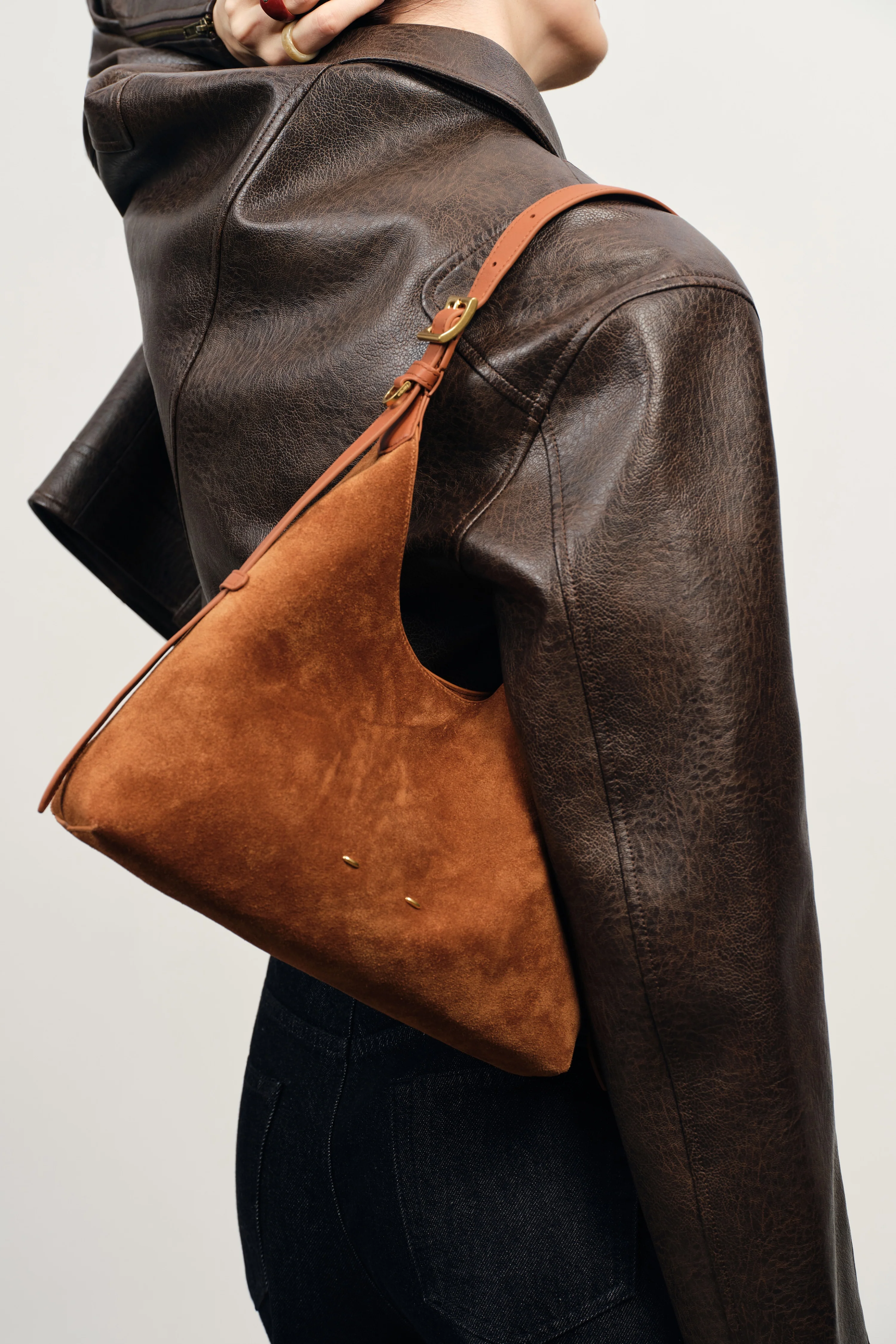 Duomo Small Hobo Bag in Suede - Image 4