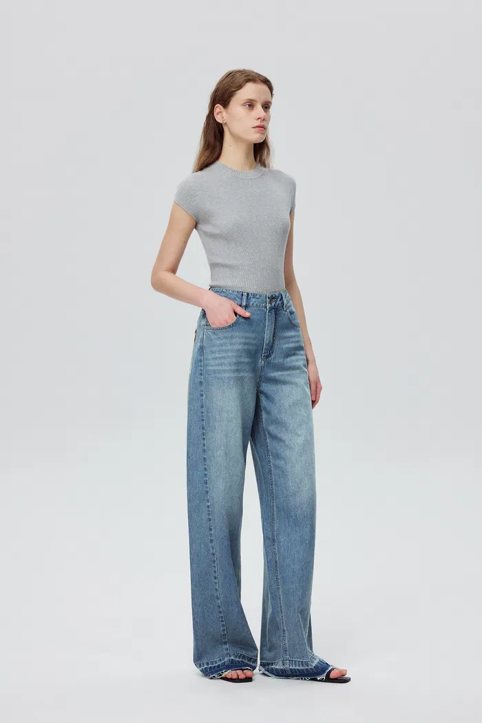 Echo Wide-Leg Jeans in Cotton Denim - Image 3