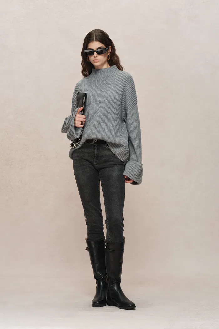 Eliza Fleece Lined Skinny Jeans in Stretchy Denim - Image 2
