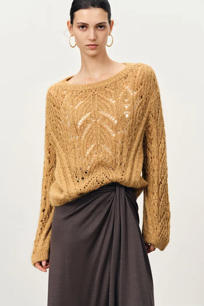 Ella Hand Work BaroqueSweater in Alpaca Sequin Yarn - Image 5