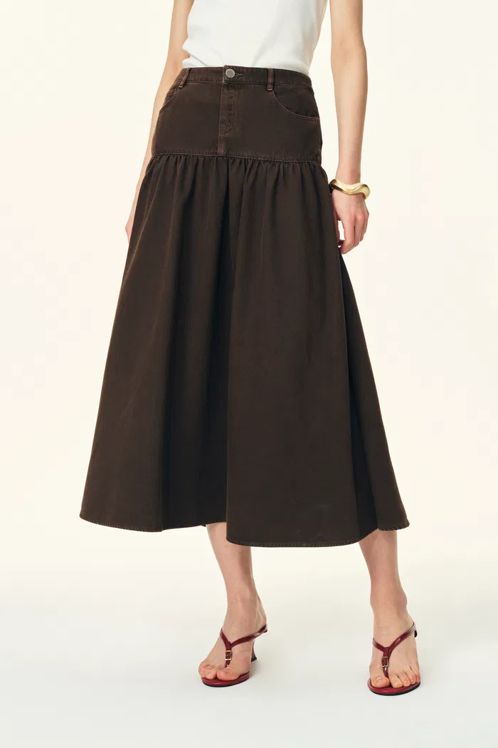 Elodie Fitted Round Neck Sleeveless Vest Top and Skirt Matching Set in Thin Denim - Image 6