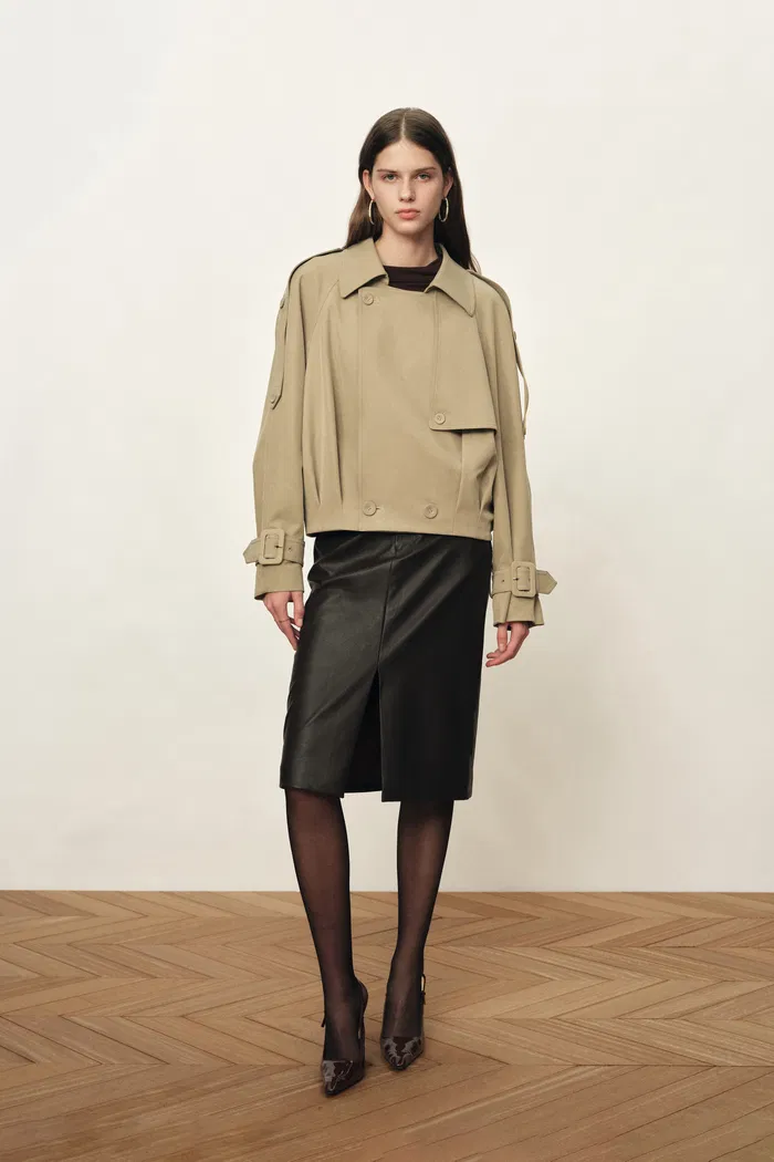 Elva Large Lapel Pleated Hem Short Trench Coat in Lightweight Blend - Deeper Green - Image 3