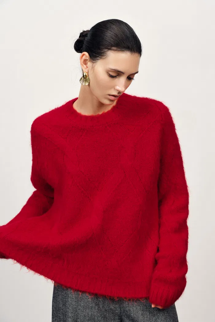 Ember Chunky Sweater in Alpaca Wool Blend Cable Knit - Image 4
