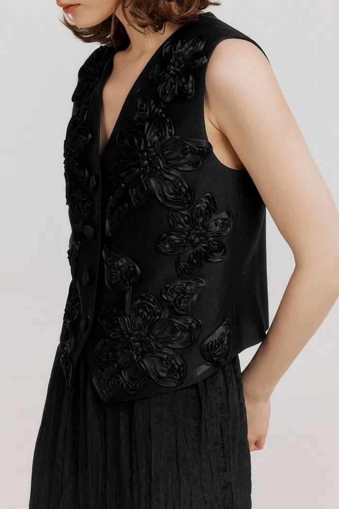 Engrave Silk-Wool Blend Embroidered Vest - Image 5