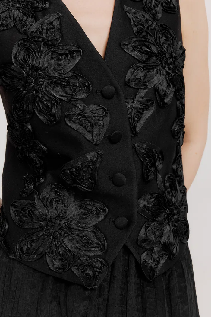 Engrave Silk-Wool Blend Embroidered Vest - Image 7