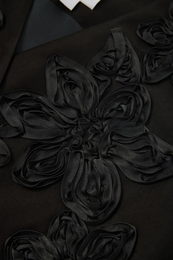 Engrave Silk-Wool Blend Embroidered Vest - Image 8
