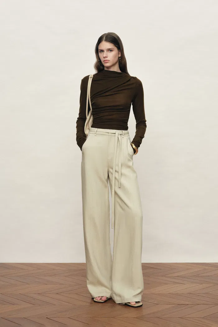 Erica Thin Waist Wide Leg Relaxed Pants in Tencel Linen Blend - Image 2
