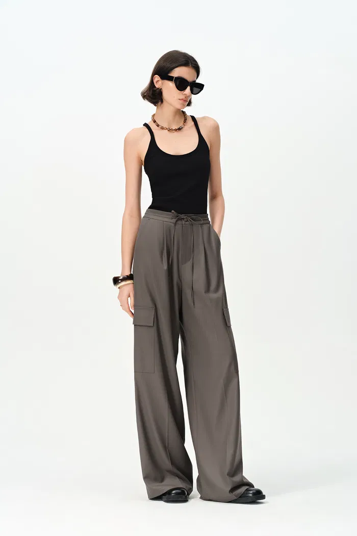 Eva Drawstring Pants in Fine Wool Blend - Image 2