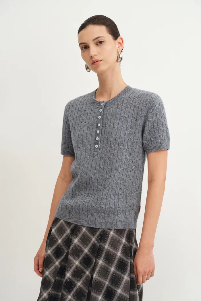Fate Cable Top in Australian Wool Blend Knit - Image 4