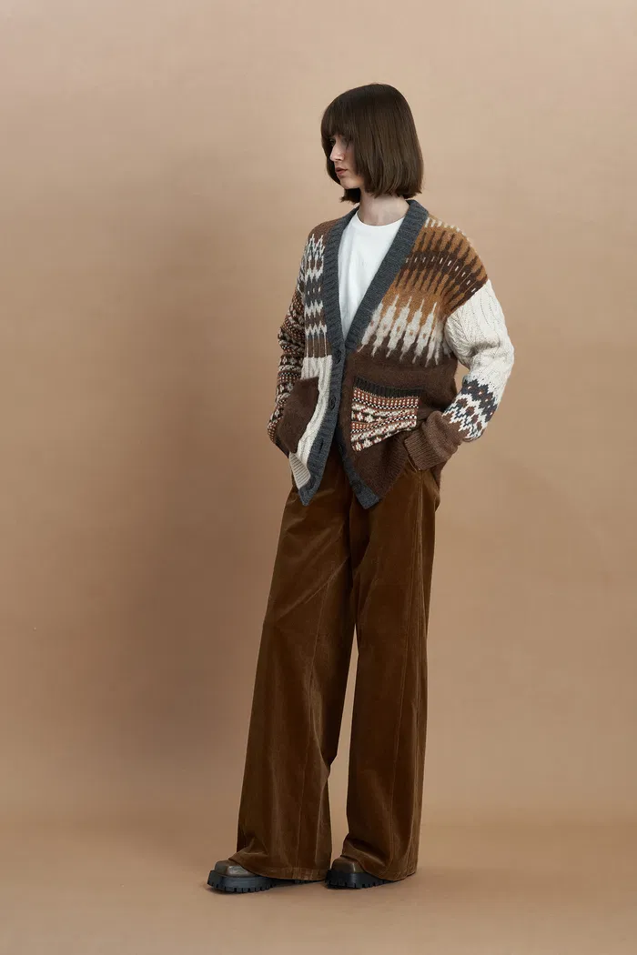 Faye Fair Isle Mixed Yarn Cardigan in Chunky Merino Wool Knit - Image 4