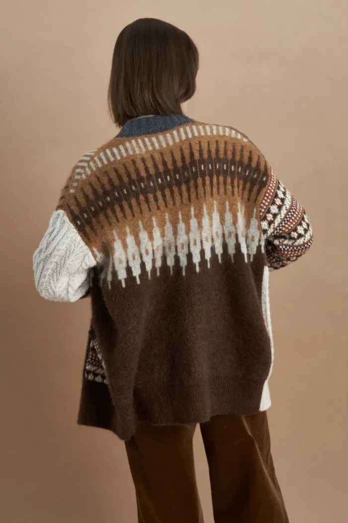 Faye Fair Isle Mixed Yarn Cardigan in Chunky Merino Wool Knit - Image 7