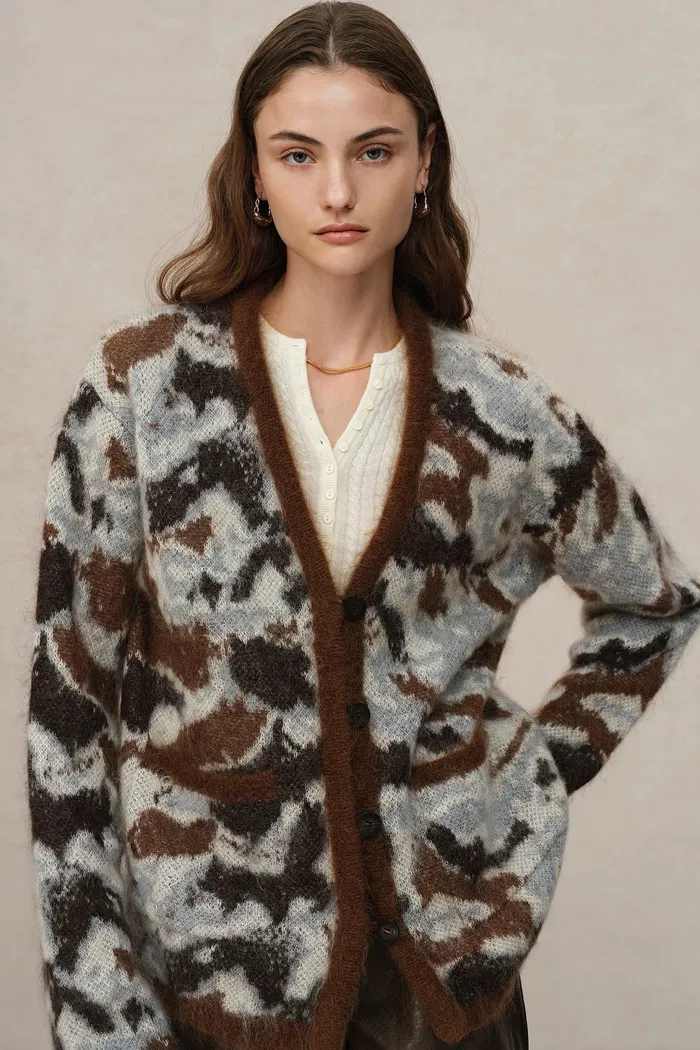 Fera Leopard Jacquard Cardigan in Kid Mohair-Wool Blend Knit - Image 7