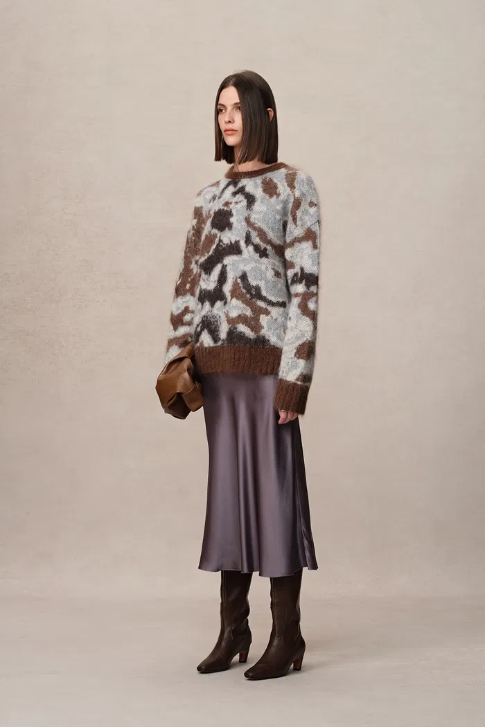 Fera Leopard Jacquard Sweater in Kid Mohair Blend Knit - Image 3