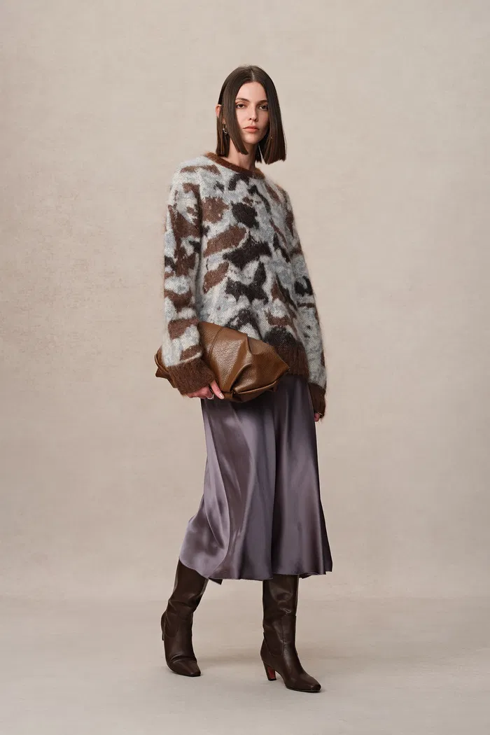 Fera Leopard Jacquard Sweater in Kid Mohair Blend Knit - Image 6