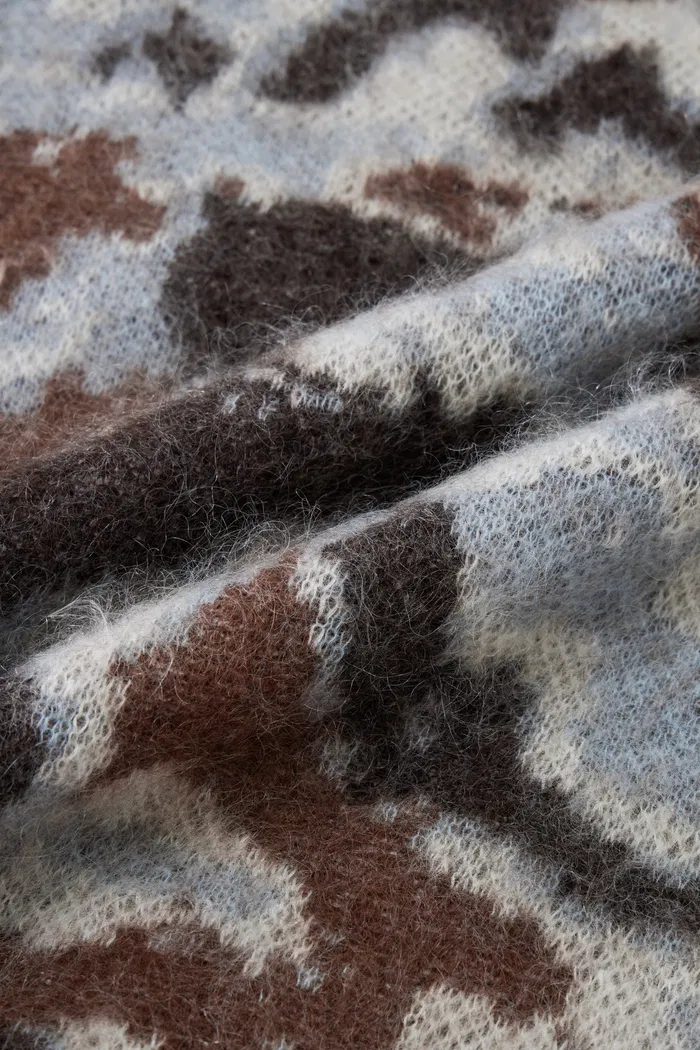 Fera Leopard Jacquard Sweater in Kid Mohair Blend Knit - Image 9