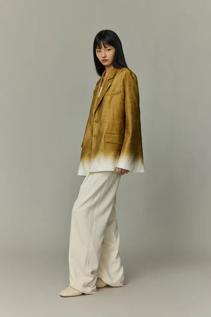 Ficus Blazer in Soft Velvet - Image 4