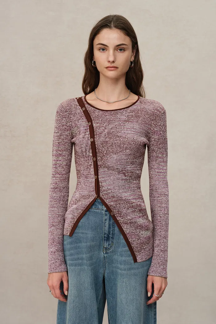 Fluttera Side-Slit Sweater in High-Stretch Knit - Image 2