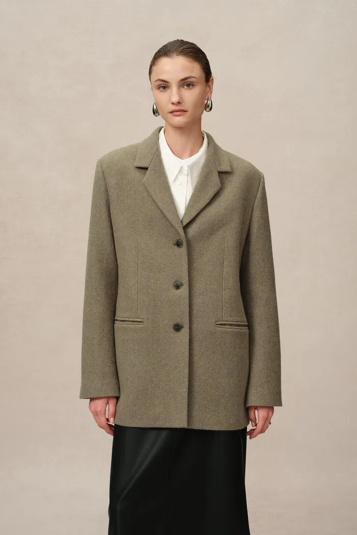 Fran Boxy Blazer in Wool Tweed - Image 5