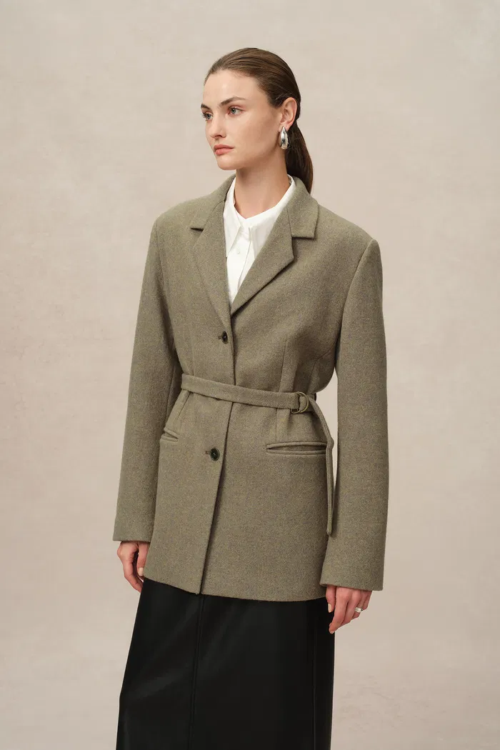 Fran Boxy Blazer in Wool Tweed - Image 7