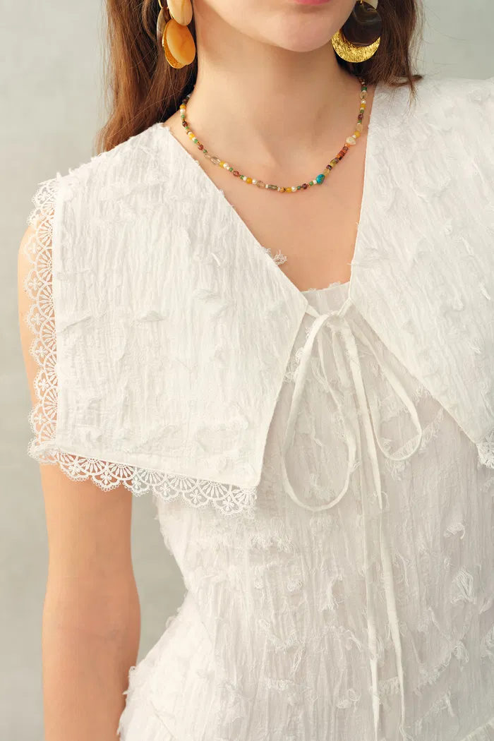 Geraldine Detachable Collar Sleeveless Dress in Jacquard Tassel - Image 4