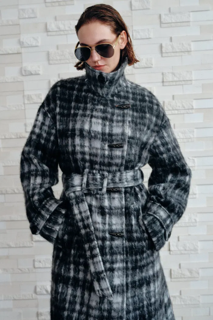 Gingham Plaid Lapel Wool Coat in Merino Cashmere Double Face - Image 2
