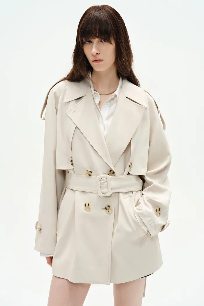 Glenn Short Trench Coat in Plant-Based Twill - Image 2