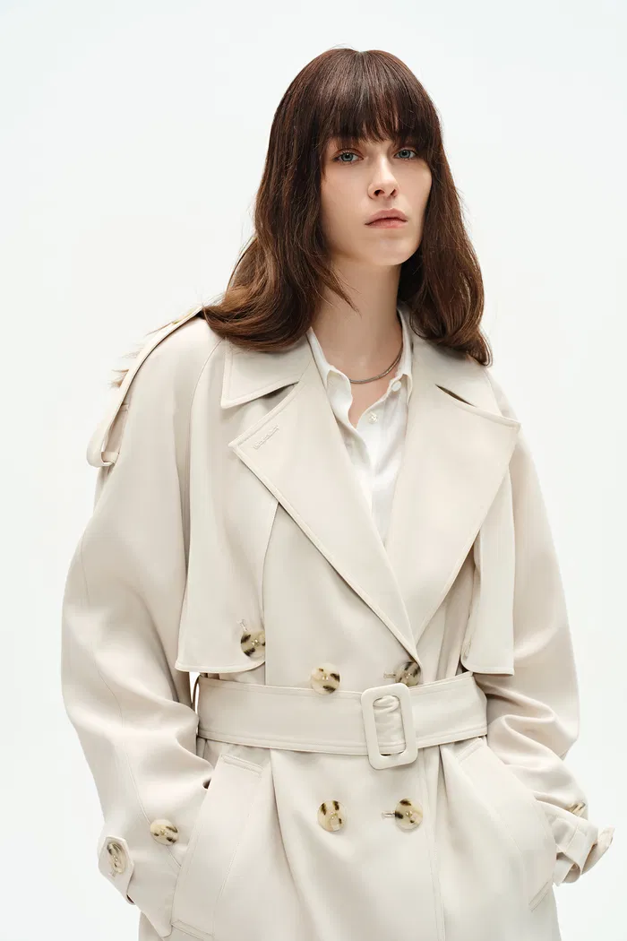 Glenn Short Trench Coat in Plant-Based Twill - Image 6