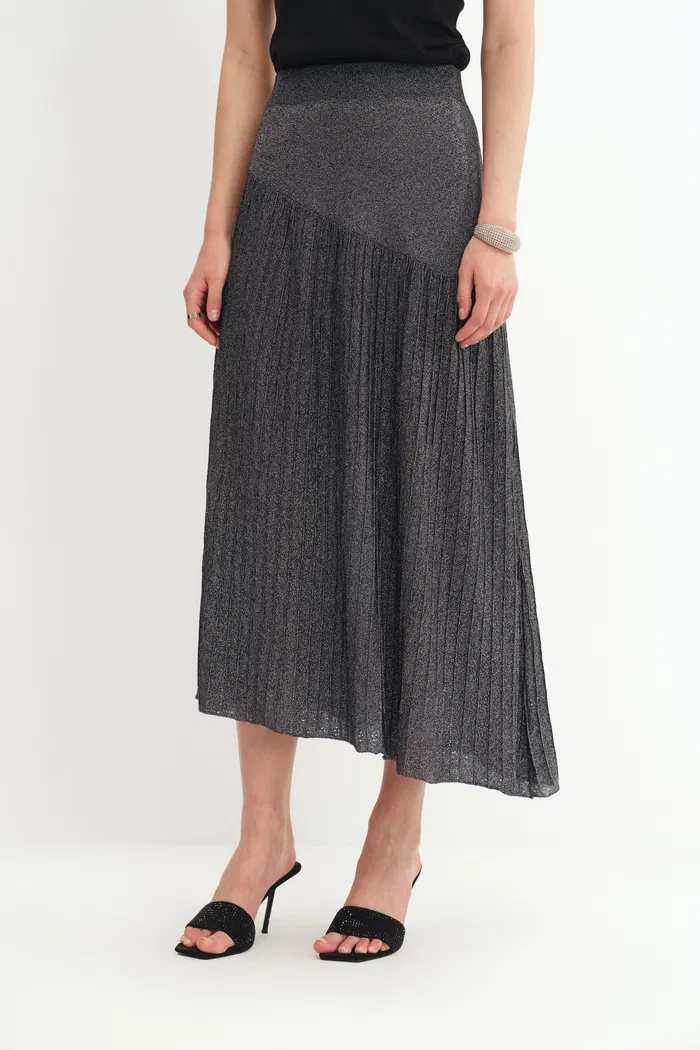 Hadley Slanted Hem Skirt in Metallic Yarn - Image 4