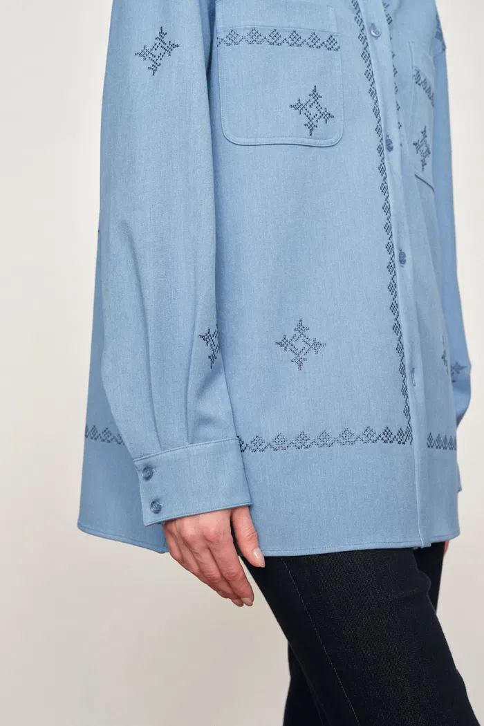 Helia Embroidery Shirt in Structured Viscose Blend - Image 5