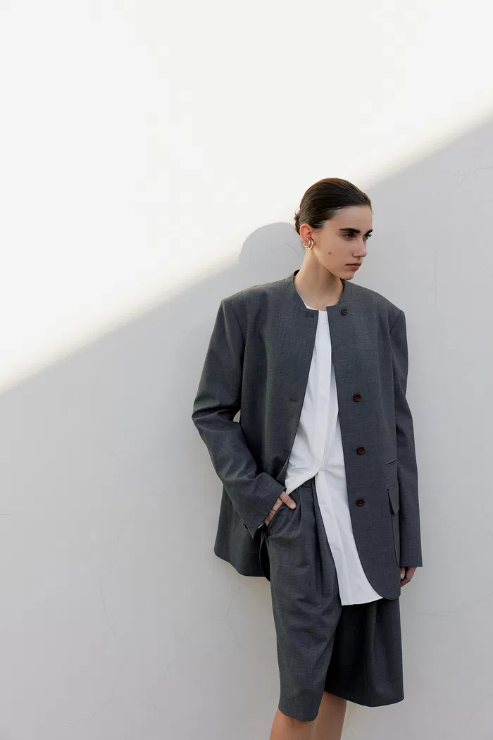 Hera Blazer in Worsted Wool Blend - Image 3