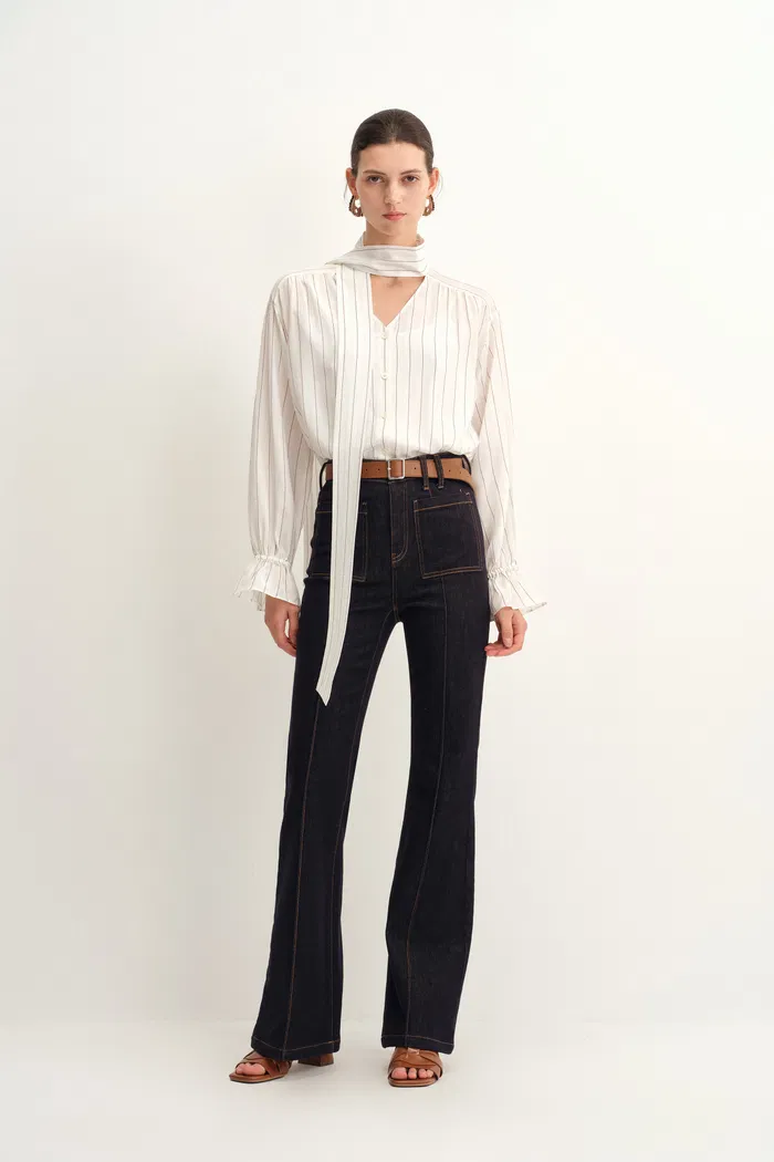 Hutton Micro Flare Bootcut Jeans in Stretch Denim - Image 2