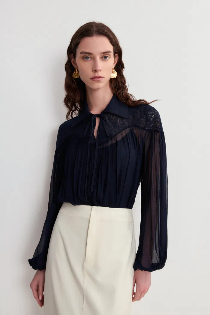 Iris Lacework Blouse in Crepe Georgette - Image 4