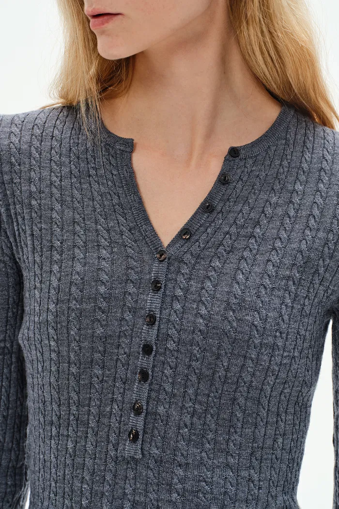 Issac Long Sleeve Pullover in Australian Merino Yarn Knit - Image 6