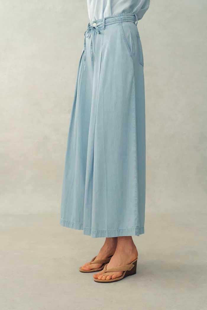Ivy Elasticated Waist Wide-Leg Jeans in Tencel Denim - Image 3